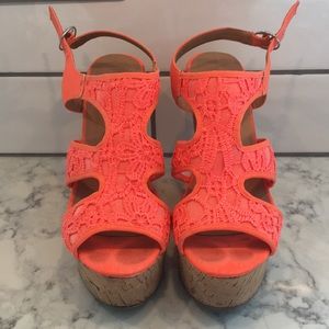 Summer wedges